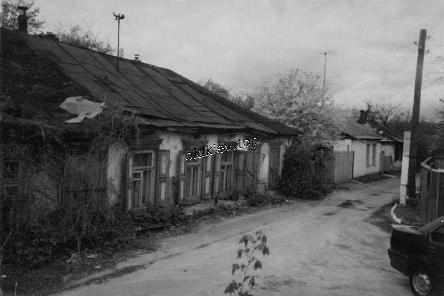 Гулак-Артемовского переулок
